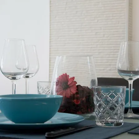 Cozy With Garden Appartamento *