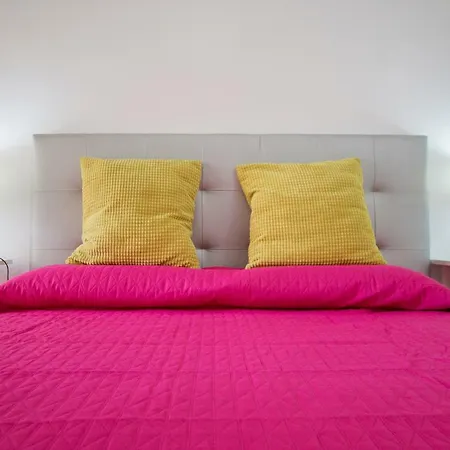 Cozy With Garden Apartman