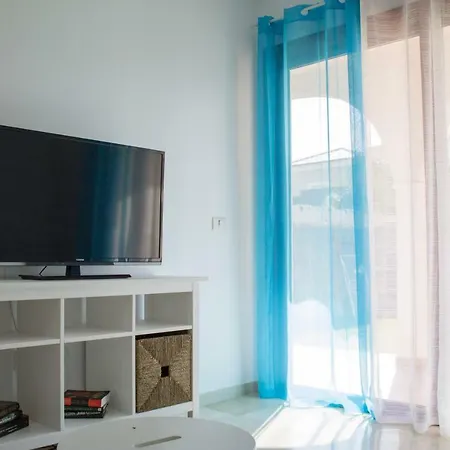 Cozy With Garden Apartman *