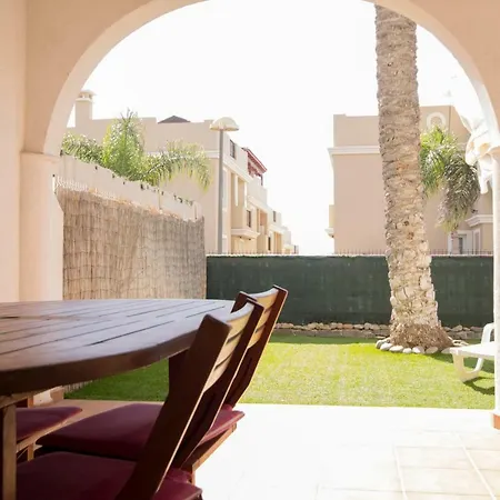 Apartman Cozy With Garden Palm-mar