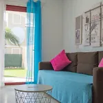 شقة Cozy With Garden *